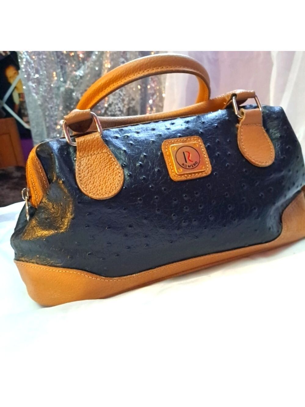 Vintage Romero Ostrich and Leather Handbag. Shoulder. Trending. - Picture 2 of 10